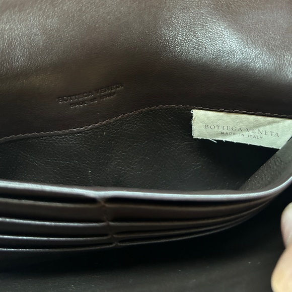 $1000 Bottega Veneta Brown Flap Wallet - Picture 6 of 7